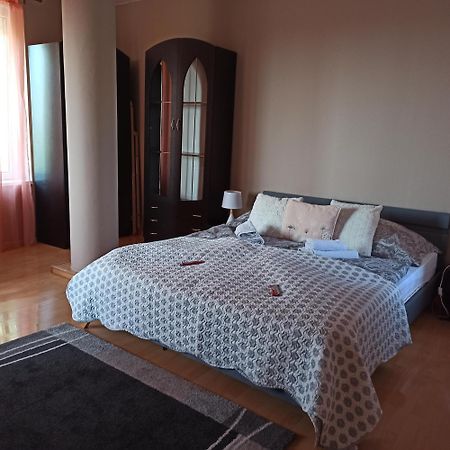 Peppy Apartment & Pool Balatonfüred Δωμάτιο φωτογραφία