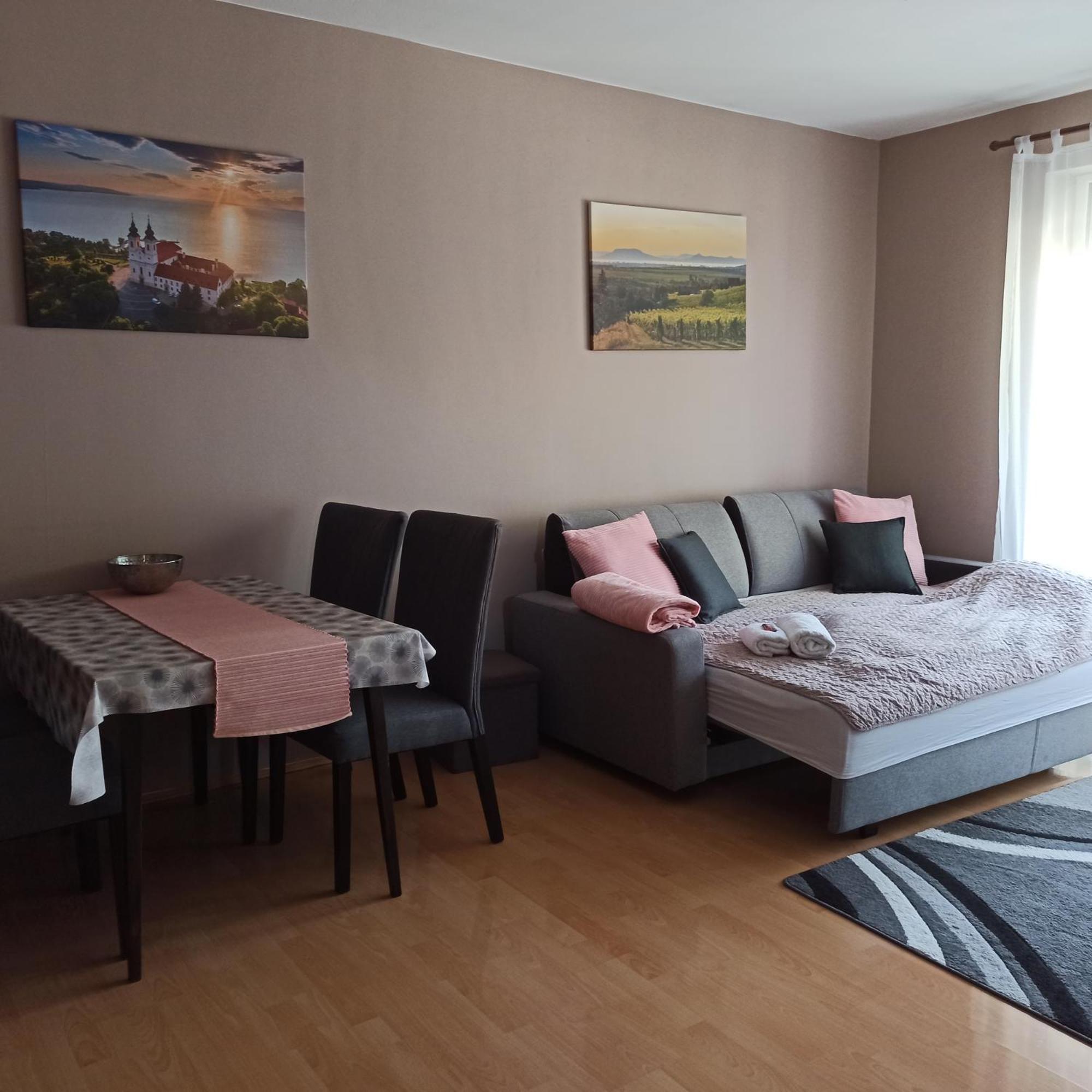 Peppy Apartment & Pool Balatonfüred Δωμάτιο φωτογραφία