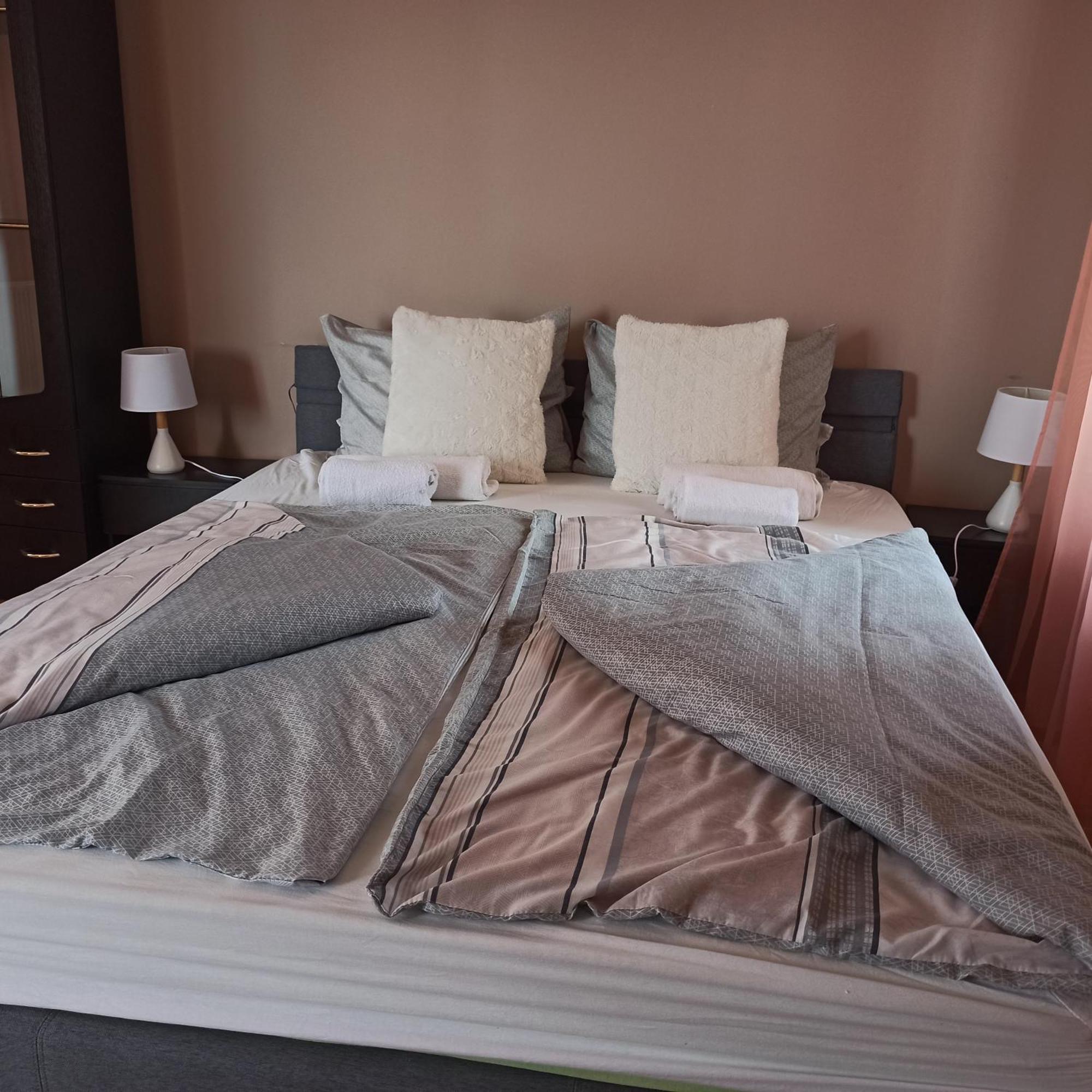 Peppy Apartment & Pool Balatonfüred Δωμάτιο φωτογραφία